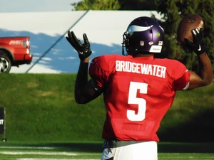 After 12 Seasons and 7 Teams, Teddy Bridgewater Says His Knee Finally Made the Call