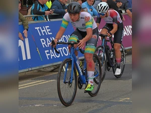 Australian Cyclist Disqualified Over Shoulder Tape Before Medal Race