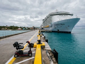 Cruise Passenger Dies in Scooter Accident at Bahamas Resort