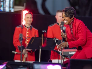 Gladys Knight Is 82 and Says She Is Stepping Back From the Stage