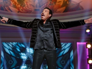 Lionel Richie Spent Days in Intensive Care for Cardiac Testing After a Concert