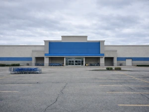Nebraska Walmart Employee Helped Domestic Violence Victim Escape Boyfriend